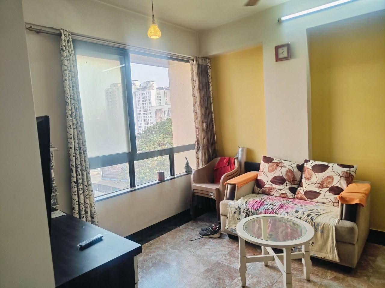 1 BHK Apartment For Rent in Hiranandani Estate