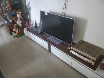 Furnished Amenities in 3 BHK Apartment at Mapsko Royale Ville, Sector 82 – for Sale