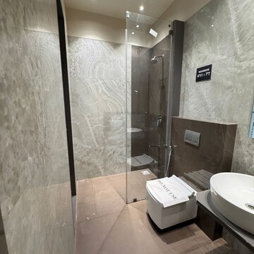 Bathroom in 3 BHK Apartment at Mohan Altezza, Wayle Nagar – for Sale