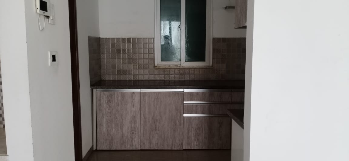 2 BHK Apartment For Rent in Nahar F Residences