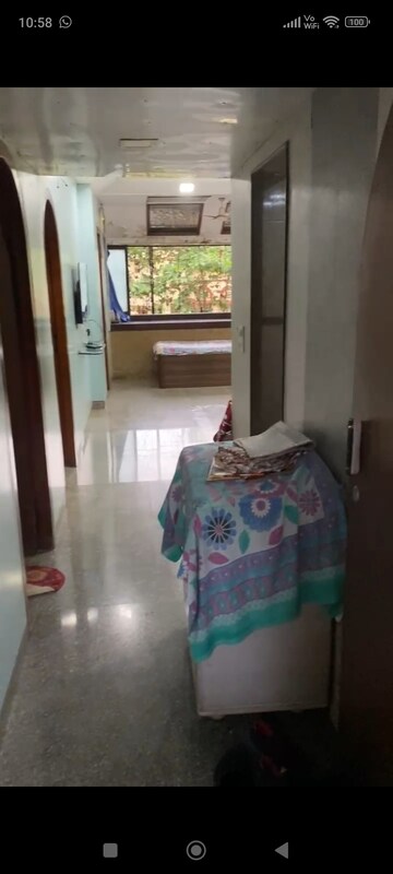 Living Room in 2 BHK Apartment at Ready Money Building, Madanpura – for Sale