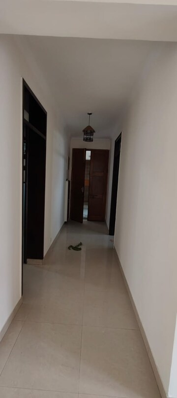  3.5 BHK Apartment at Abhinandan CGHS, Sector 51 – for Rent