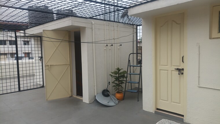 Terrace, kathriguppe 3 Bedroom 1600 Sq.Ft. Independent House In Kathriguppe Bangalore 9112979