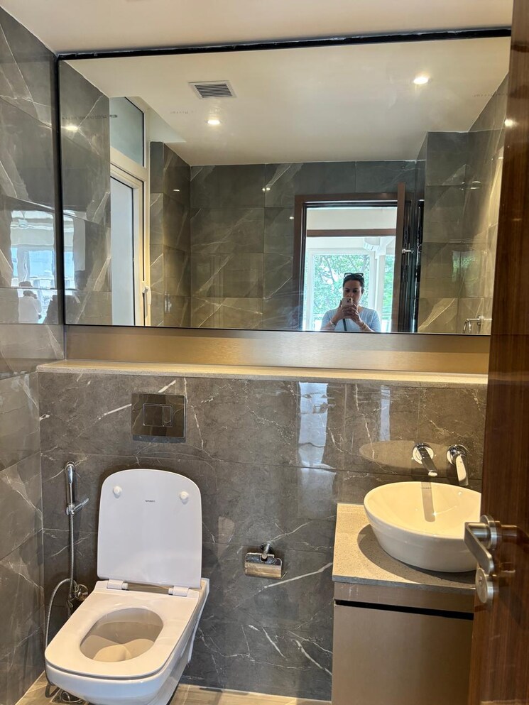 Kitchen, dlf-privana-south 4 Bedroom 3577 Sq.Ft. Apartment In Sector 76 Gurgaon 9113813