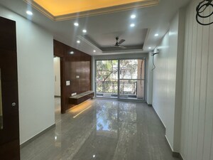 Room in 3 BHK Builder Floor at New Rajinder Nagar – for Rent