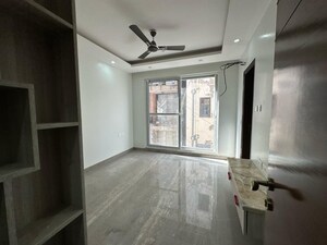 Kitchen in 3 BHK Builder Floor at New Rajinder Nagar – for Rent