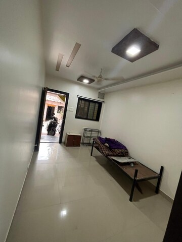 Room in 1 BHK Apartment at Jagrut CHS, Gokhalenagar – for Rent