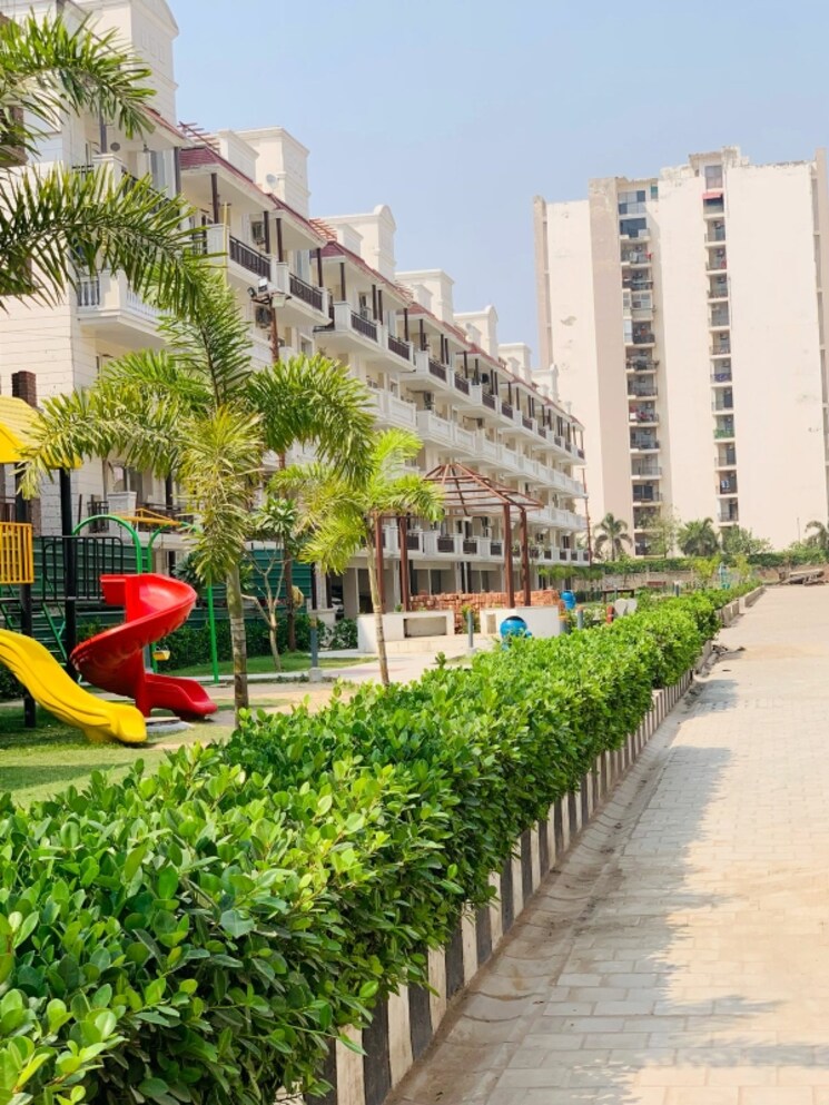 Exterior View, green-valley-residencia 3 Bedroom 193 Sq.Yd. Builder Floor In Ghazipur Zirakpur 9113962