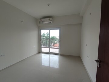 Room in 4 BHK Apartment at L&T Raintree Boulevard, Hebbal – for Sale