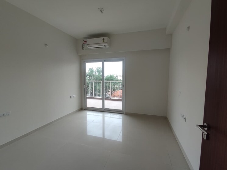 Room, l-t-raintree-boulevard 4 Bedroom 2765 Sq.Ft. Apartment In Hebbal Bangalore 9113917