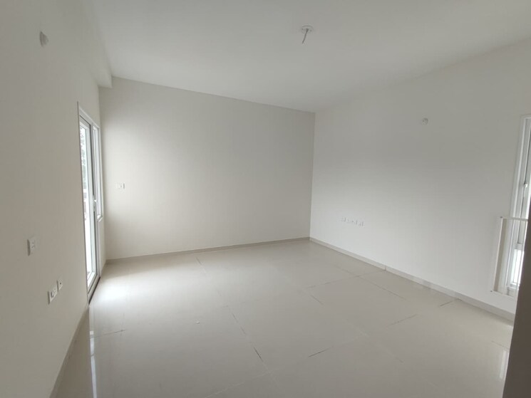 Room, l-t-raintree-boulevard 4 Bedroom 2765 Sq.Ft. Apartment In Hebbal Bangalore 9113917