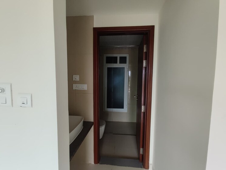 Room, l-t-raintree-boulevard 4 Bedroom 2765 Sq.Ft. Apartment In Hebbal Bangalore 9113917