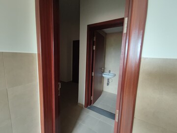 Room in 4 BHK Apartment at L&T Raintree Boulevard, Hebbal – for Sale