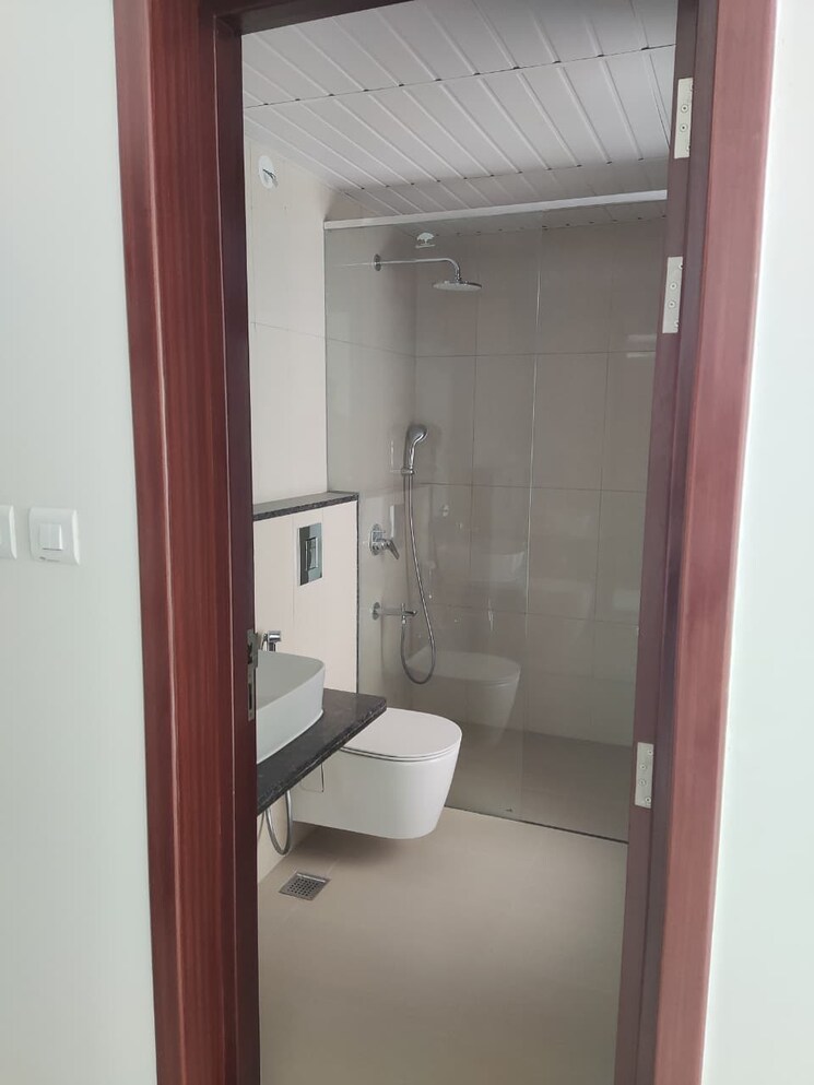 Bathroom, l-t-raintree-boulevard 4 Bedroom 2765 Sq.Ft. Apartment In Hebbal Bangalore 9113917