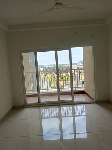Room in 3 BHK Apartment at Avalon Park At The Prestige City, Sarjapur Road – for Rent
