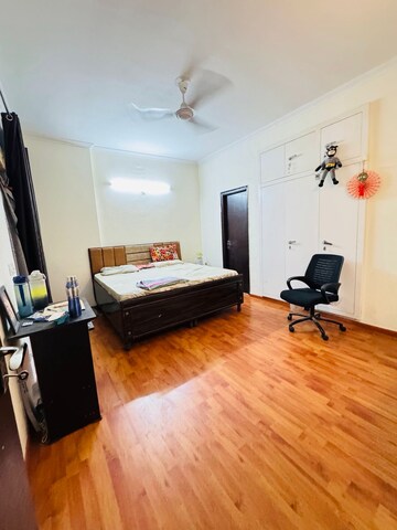 Bedroom in 3 BHK Apartment at Aims Golf City, Sector 75 – for Rent