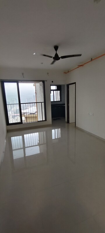 1 BHK Apartment For Rent in Chandak Nishchay Wing A, Borivali East