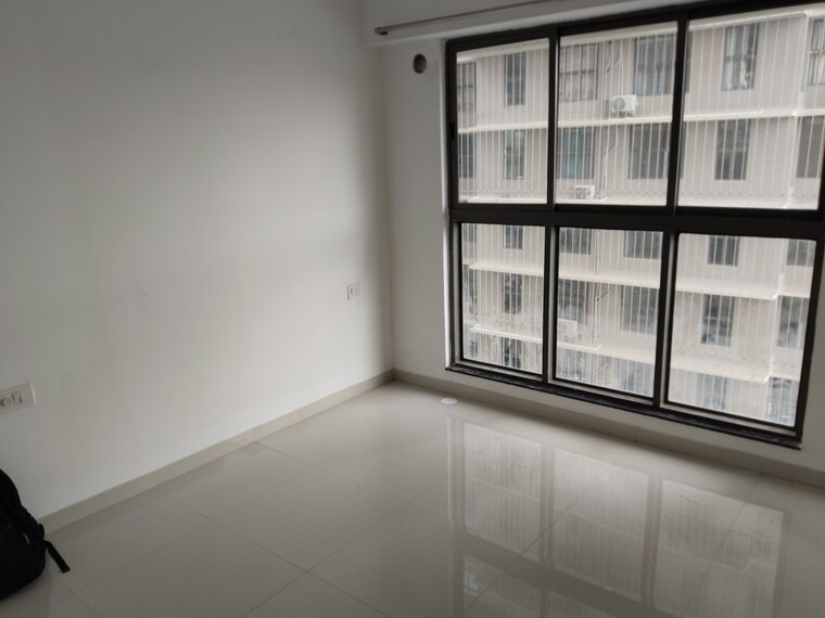 Room, uk-iridium 1 Bedroom 395 Sq.Ft. Apartment In Kandivali East Mumbai 9114018