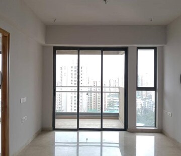 Room in 2.5 BHK Apartment at Lodha Codename Limited Edition, Mulund East – for Rent