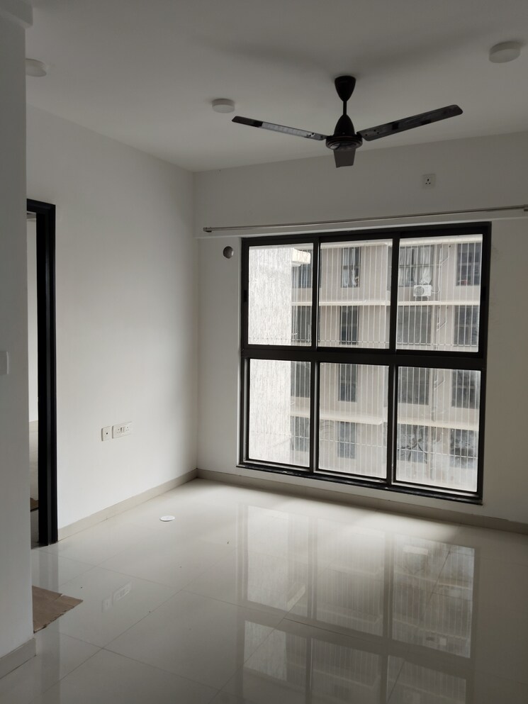 Room, uk-iridium 1 Bedroom 395 Sq.Ft. Apartment In Kandivali East Mumbai 9114018