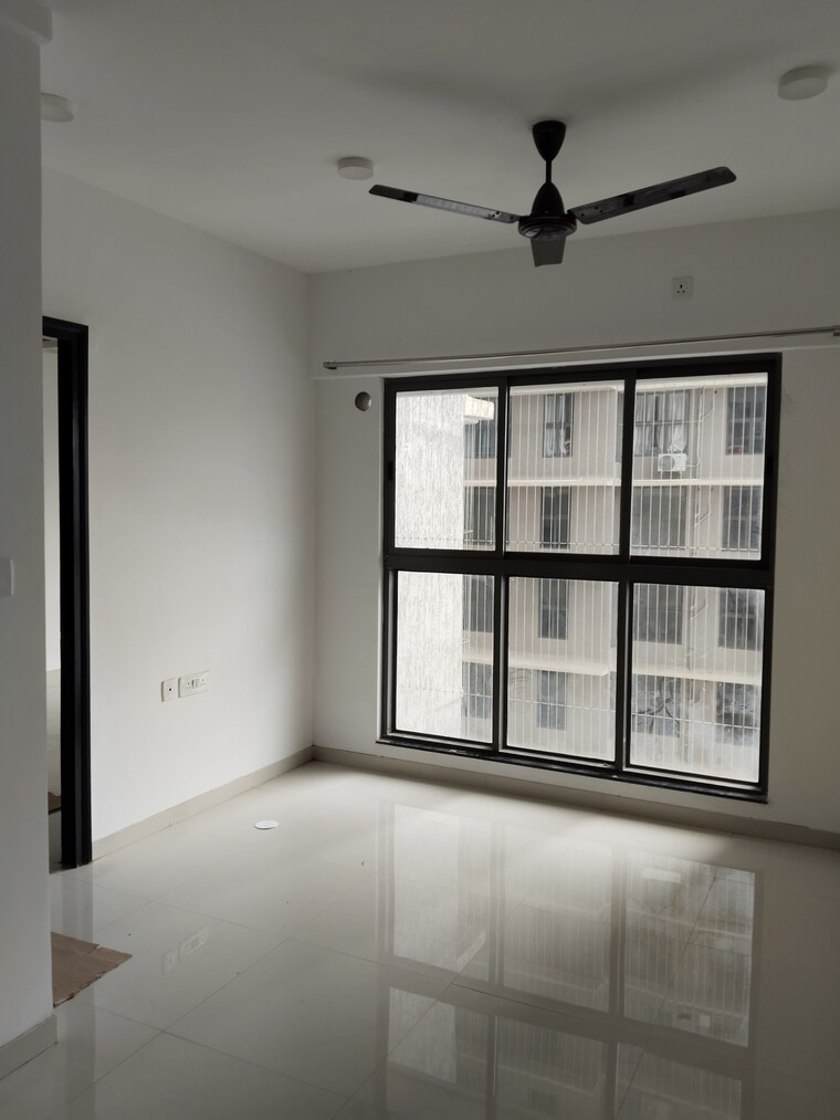Room, uk-iridium 1 Bedroom 395 Sq.Ft. Apartment In Kandivali East Mumbai 9114018