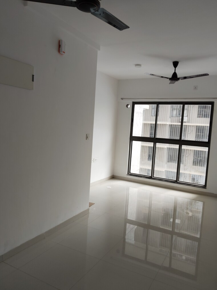 Room, uk-iridium 1 Bedroom 395 Sq.Ft. Apartment In Kandivali East Mumbai 9114018