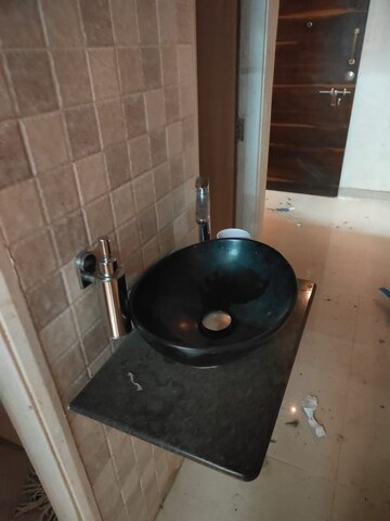 Bathroom in 1 BHK Apartment at Woodland Apartment, Andheri West – for Rent