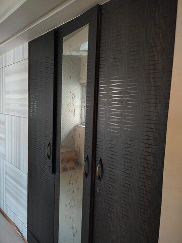 Master Bedroom in 1 BHK Apartment at Woodland Apartment, Andheri West – for Rent