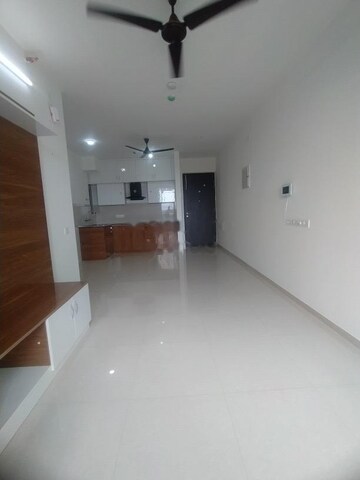 1 BHK Apartment For Rent in Hiranandani Queensgate, Bannerghatta