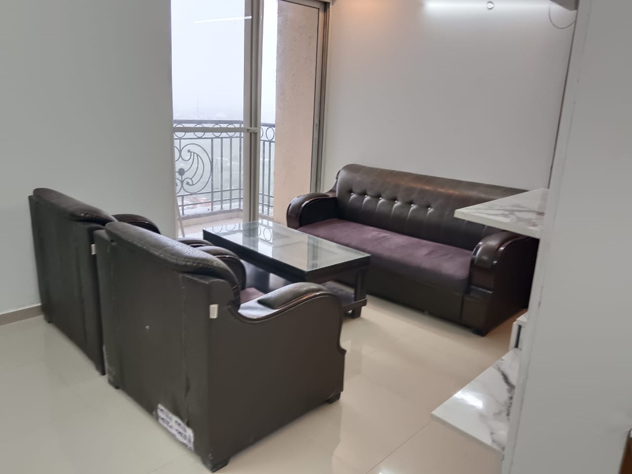 3 BHK + Study Room 1362 Sq.Ft. Apartment in Oxirich Avenue