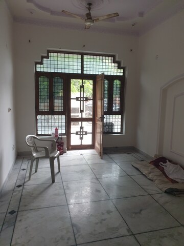 Living Room in 3 BHK Independent House at Sector 28 – for Rent