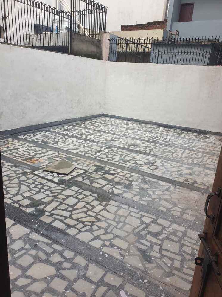 Bedroom, sector 28 3 Bedroom 1850 Sq.Ft. Independent House In Sector 28 Faridabad 9114166