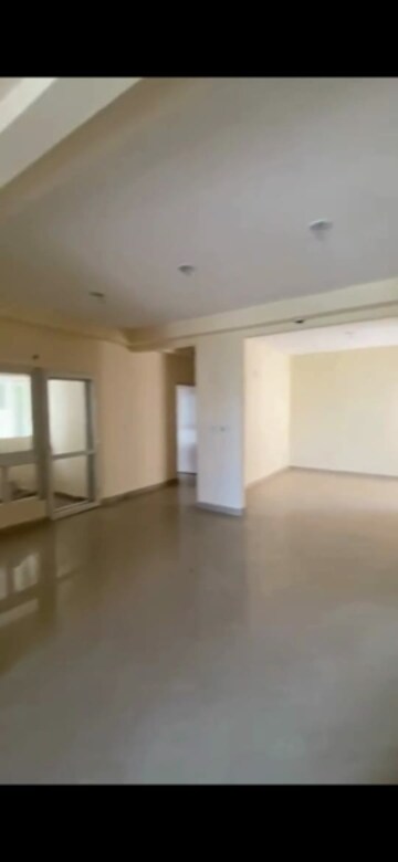 Room in 4 BHK Apartment at UPAVP Ganga Yamuna And Hindon Enclave, Pratap Vihar – for Rent