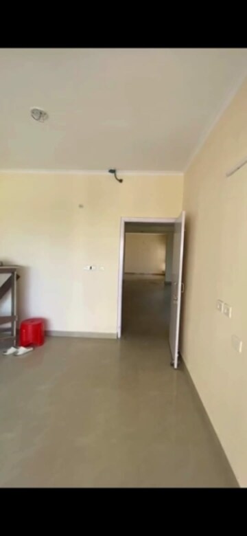 Furnished Amenities in 4 BHK Apartment at UPAVP Ganga Yamuna And Hindon Enclave, Pratap Vihar – for Rent
