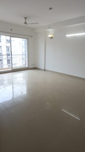 3 BHK Apartment For Sale in Arun Vihar Sector 37, Sector 37