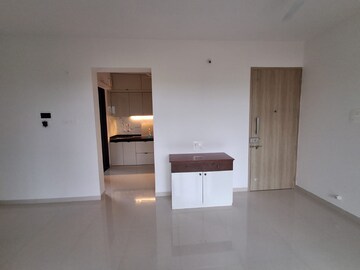 Room in 3 BHK Apartment at Sankla Sommet, Bhugaon – for Rent