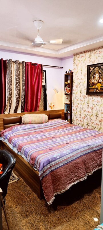 Bedroom in 2 BHK Apartment at Ashoka Tower Andheri, Versova – for Rent
