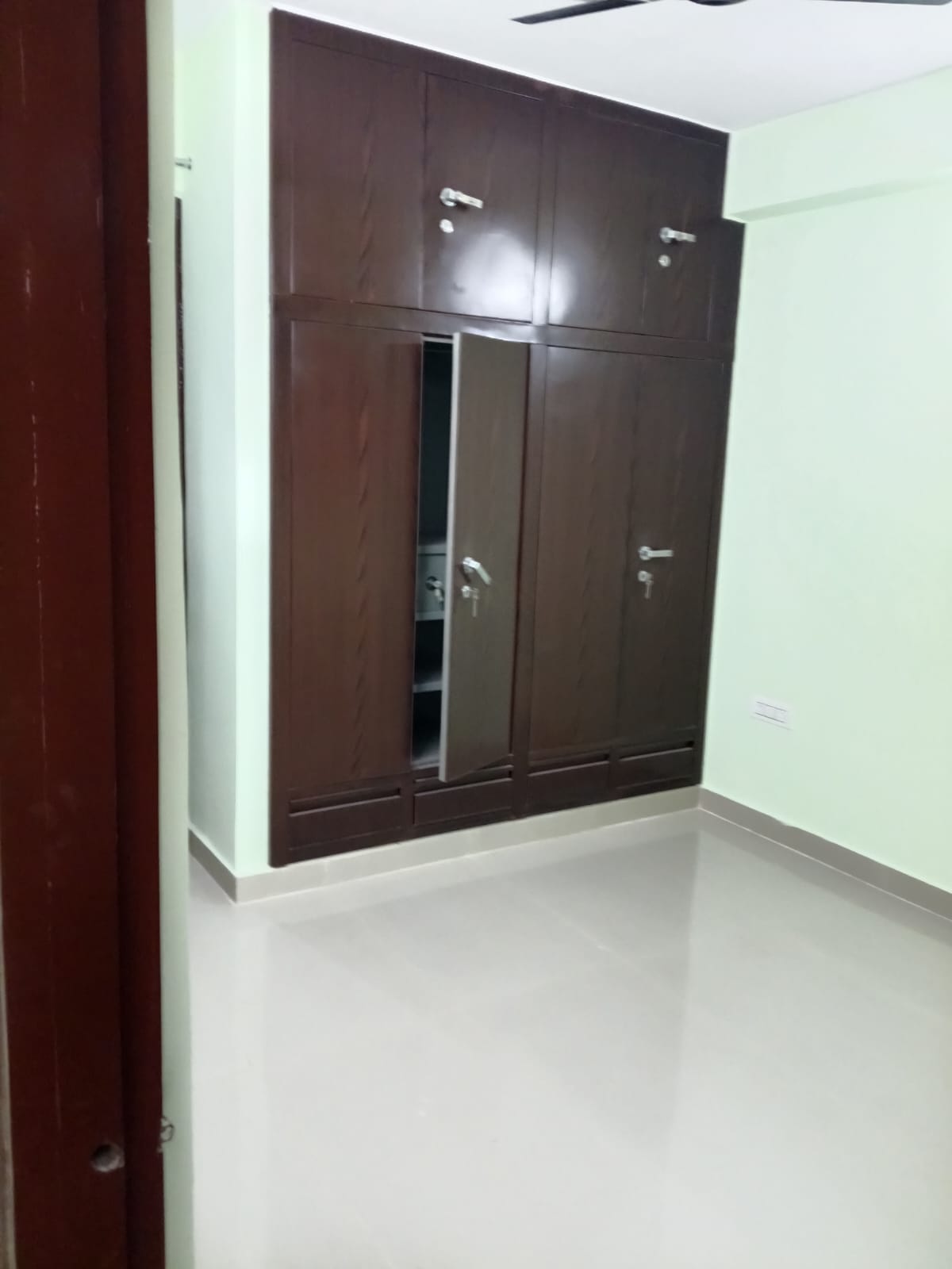 3 BHK + Study Room Builder Floor For Rent in RWA Apartments