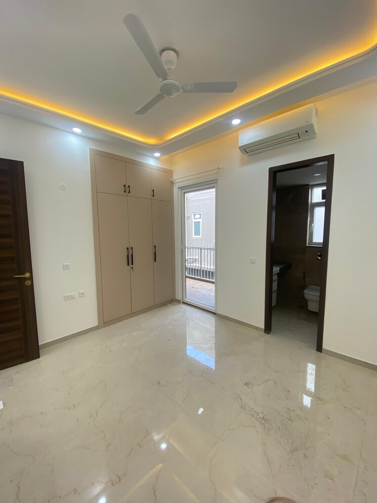 Room, smart-world-orchard 3 Bedroom 1630 Sq.Ft. Apartment In Sector 61 Gurgaon 9114282