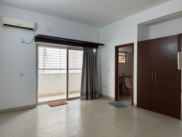 Room in 3 BHK Apartment at Ashok Nagar – for Rent