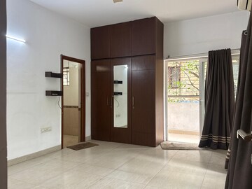 Room in 3 BHK Apartment at Ashok Nagar – for Rent