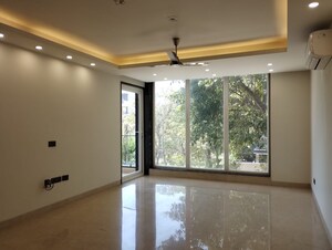Room in 4 BHK Builder Floor at Sushant Lok I – for Sale