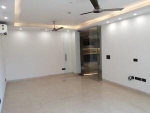 Room in 4 BHK Builder Floor at Sushant Lok I – for Sale
