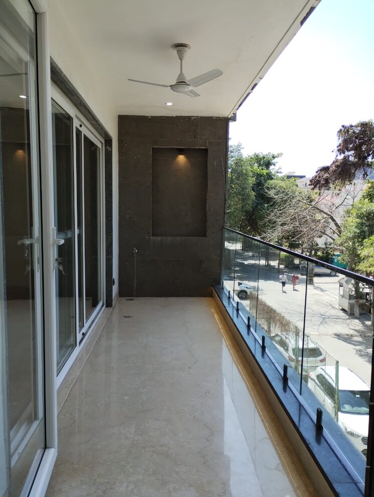 Balcony, sushant lok i 4 Bedroom 2700 Sq.Ft. Builder Floor In Sushant Lok I Gurgaon 9114371