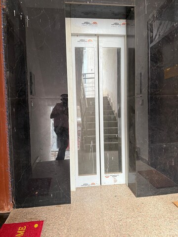 Lift in 3 BHK Apartment at Devbhoomi Elite Homez, Patiala Road – for Sale