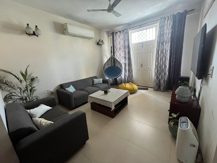 Living Room, unitech-escape 3.5 Bedroom 2100 Sq.Ft. Apartment In Sector 50 Gurgaon 9114356