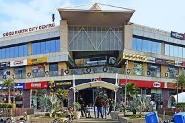 Retail Shop For Rent in Good Earth City Center Mall