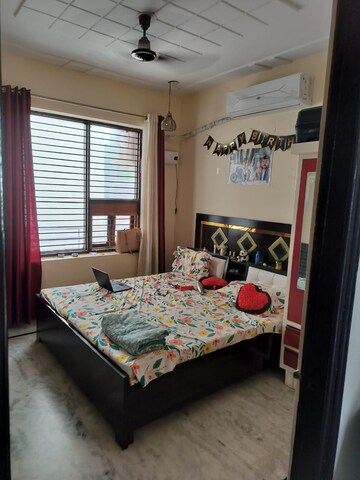 Bedroom in 1 BHK Builder Floor at M3M Atrium, Sector 57 – for Rent