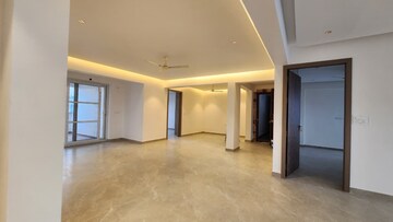 Room in 3 BHK Penthouse at Cambridge Layout – for Rent