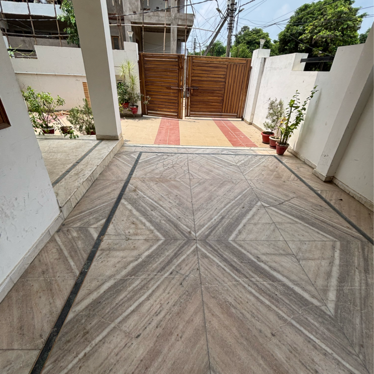 Balcony, gomti nagar 6 Bedroom 4000 Sq.Ft. Independent House In Gomti Nagar Lucknow 9114406